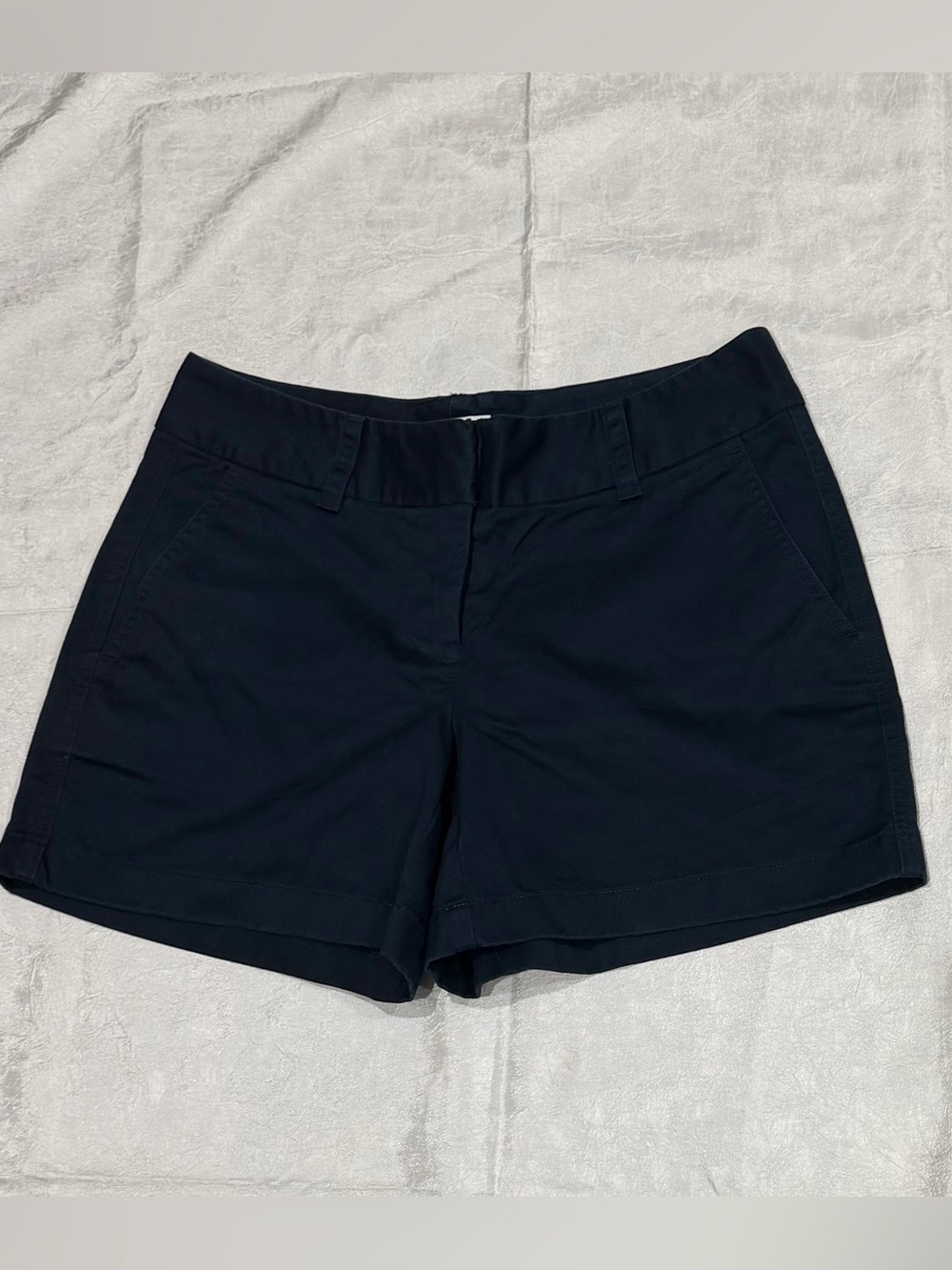 Vineyard Vines Navy Chino Shorts Size 2 Preppy Coastal Summer Cotton